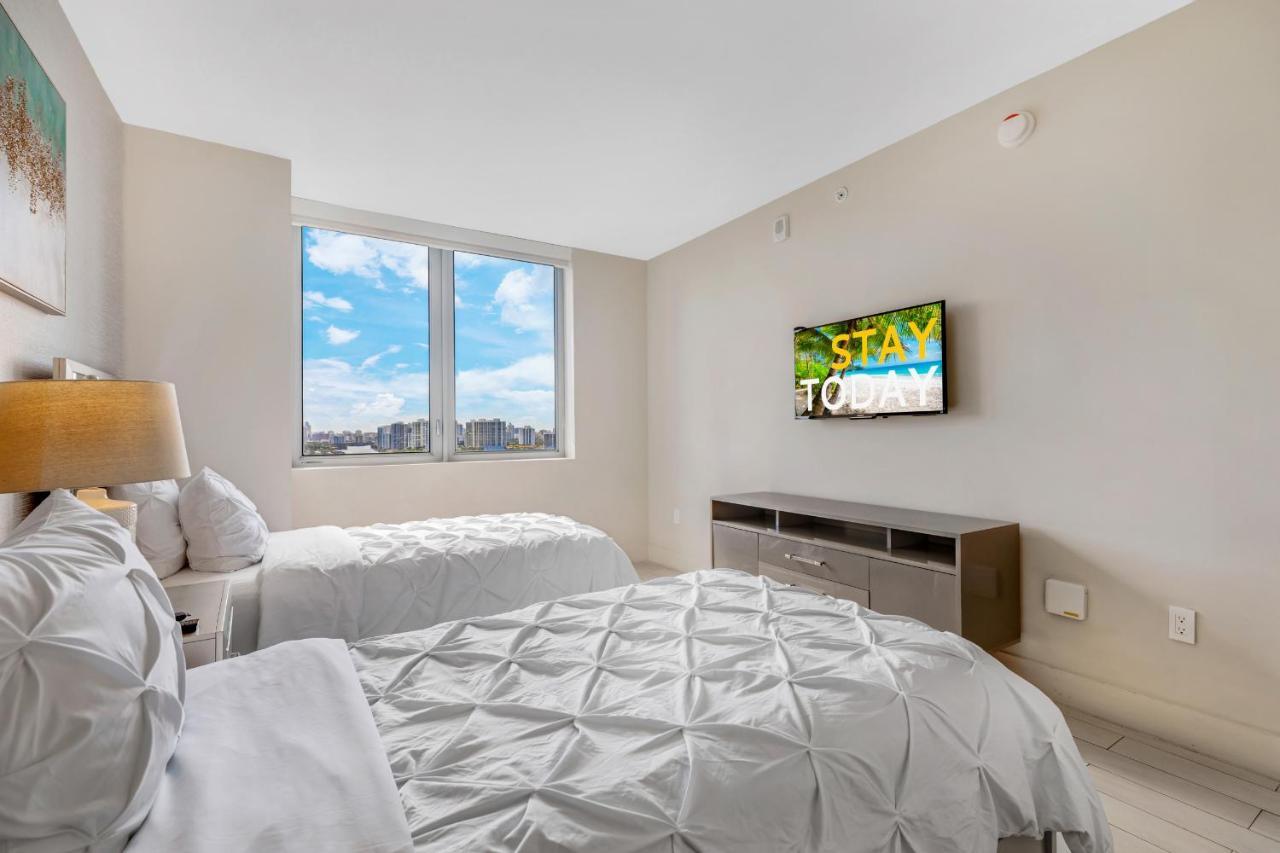 Resort-Style Living With Direct Ocean Views - 3Br Beauty Hallandale Beach Exteriér fotografie