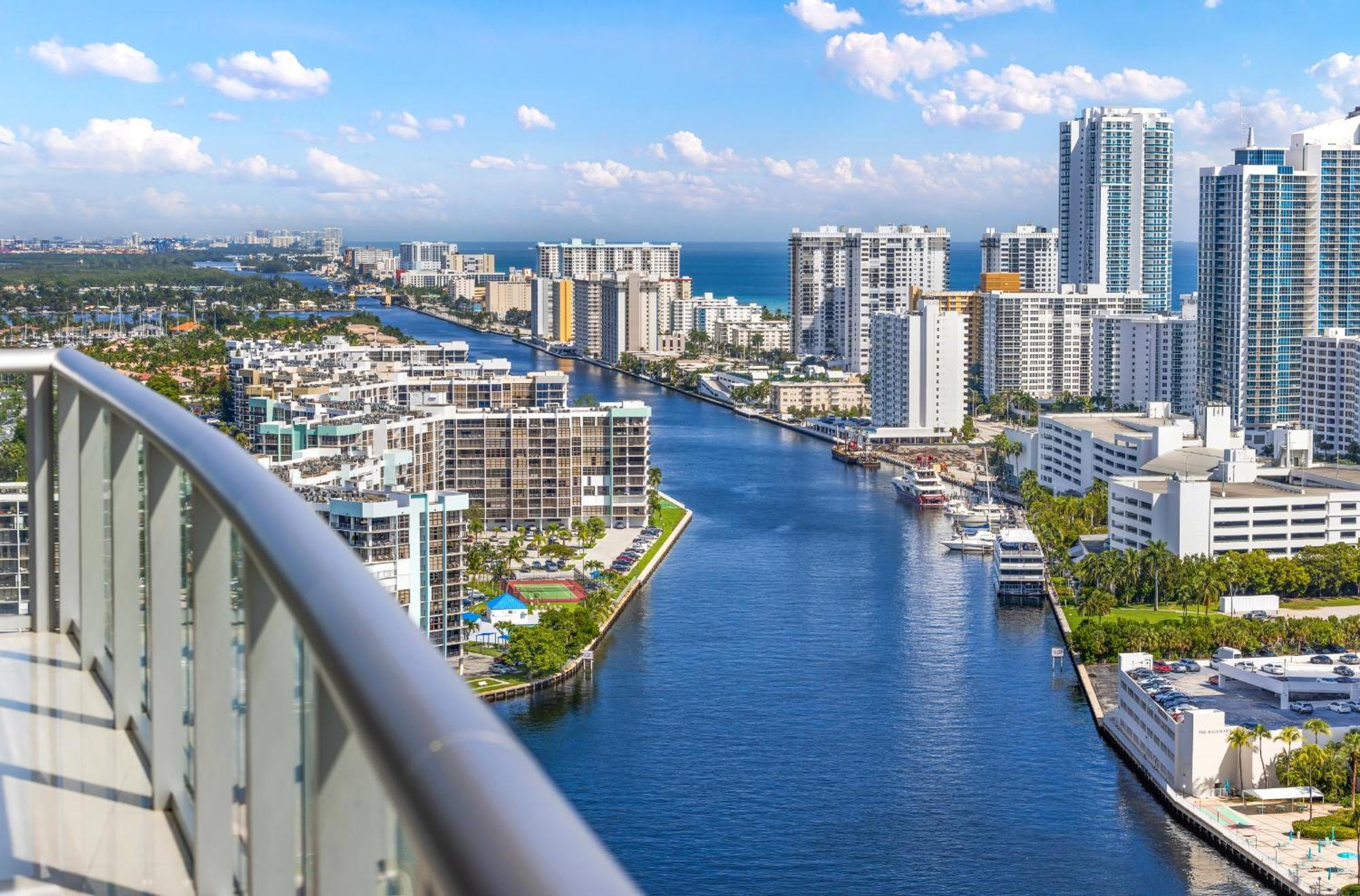 Resort-Style Living With Direct Ocean Views - 3Br Beauty Hallandale Beach Exteriér fotografie