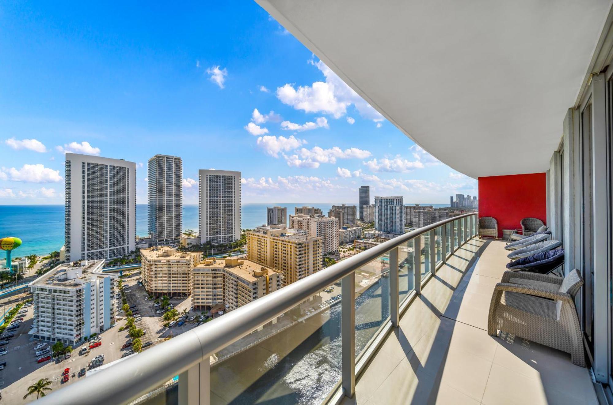 Resort-Style Living With Direct Ocean Views - 3Br Beauty Hallandale Beach Exteriér fotografie