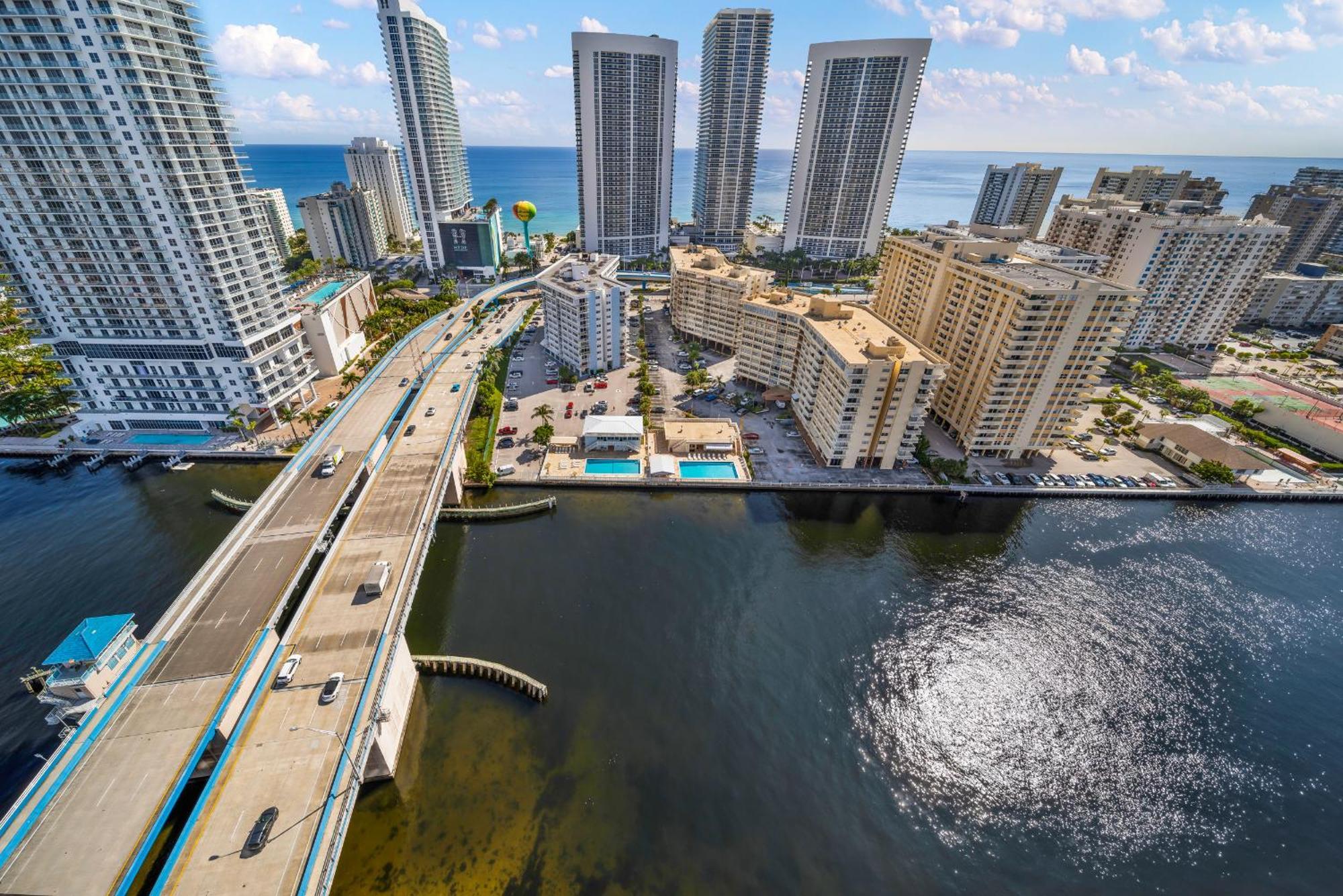 Resort-Style Living With Direct Ocean Views - 3Br Beauty Hallandale Beach Exteriér fotografie