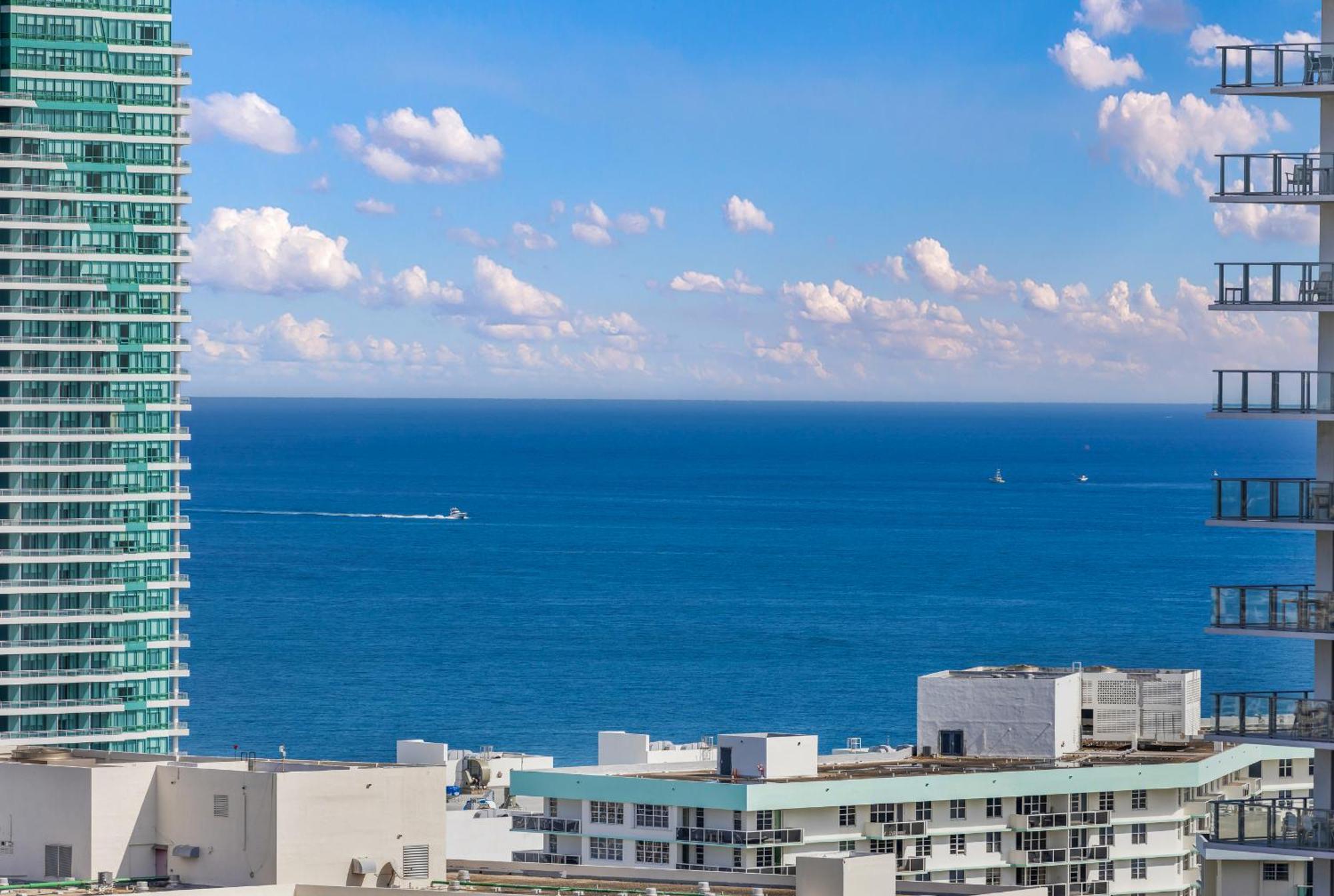 Resort-Style Living With Direct Ocean Views - 3Br Beauty Hallandale Beach Exteriér fotografie