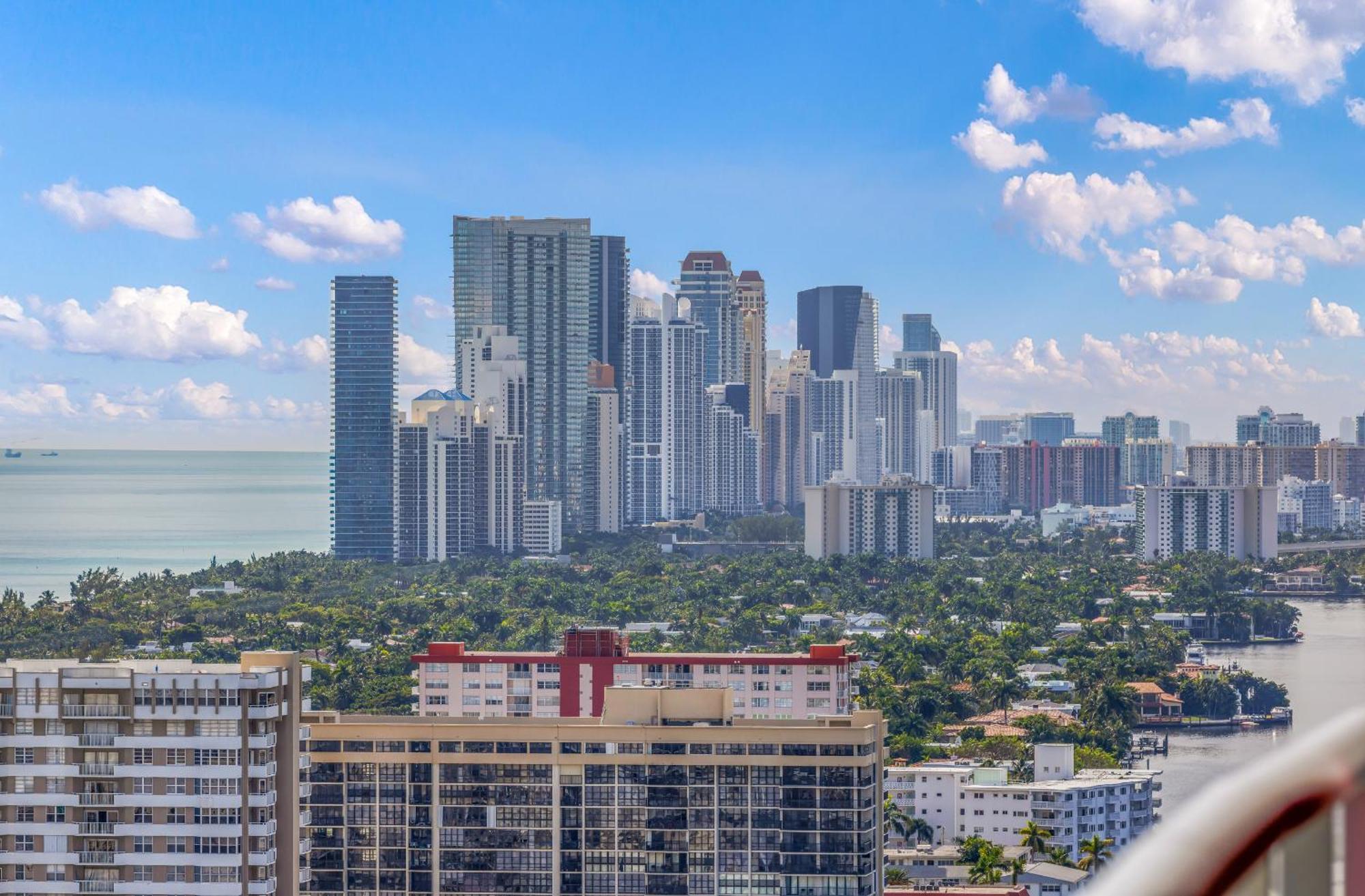 Resort-Style Living With Direct Ocean Views - 3Br Beauty Hallandale Beach Exteriér fotografie