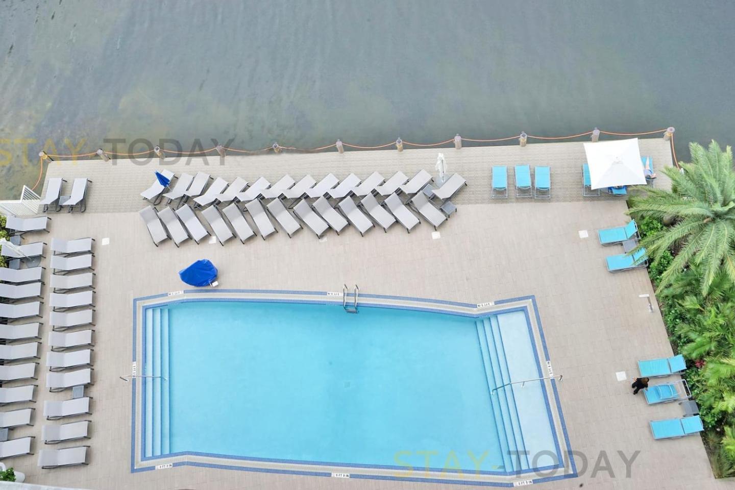 Resort-Style Living With Direct Ocean Views - 3Br Beauty Hallandale Beach Exteriér fotografie