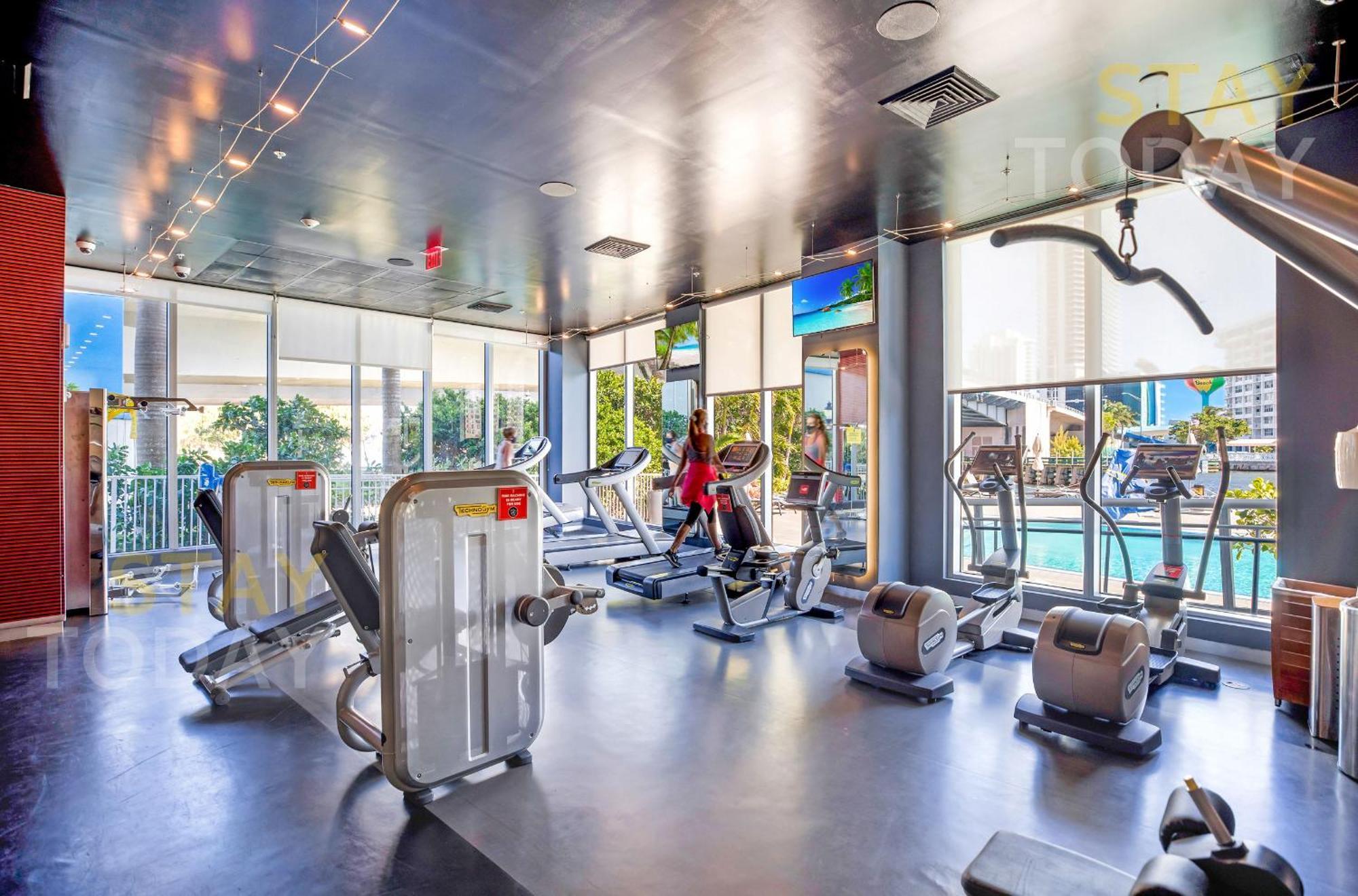 Resort-Style Living With Direct Ocean Views - 3Br Beauty Hallandale Beach Exteriér fotografie
